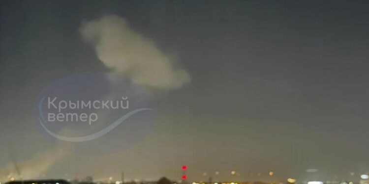 ანექსირებულ ყირიმში საჰაერო განგაშია – ისმის აფეთქებების ხმა