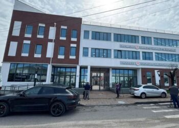 ბათუმისა და ქუთაისის კერძო სკოლა „პროგრესში“, ნაღმის არსებობის შესახებ შეტყობინებები შევიდა