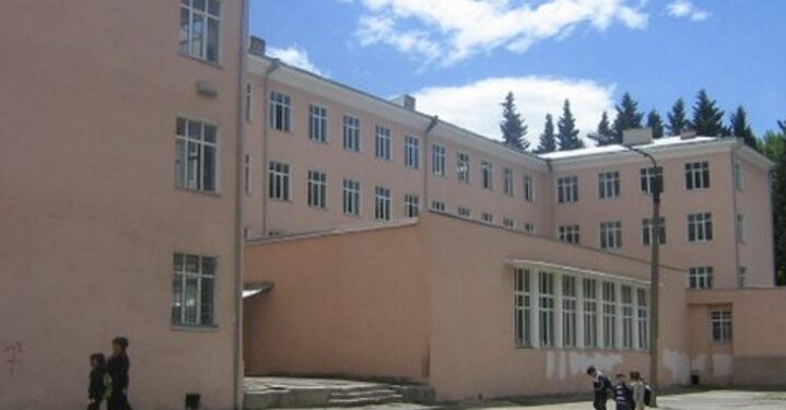 თბილისის ერთ-ერთ სკოლაში, წიწაკის სპრეი გამოიყენეს – დაწყებულია გამოძიება