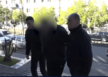 ოზურგეთსა და ლანჩხუთში ორი მამაკაცი უკანონო ცეცხლსასროლი იარაღის შენახვის ბრალდებით დააკავეს