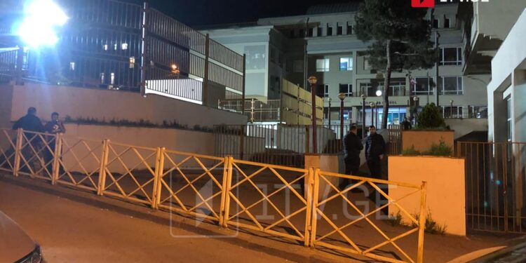 სუსი – ოპერატიული სამძებრო-საგამოძიებო მოქმედებები რამდენიმე სკოლაში მიმდინარეობს და ამ დროისთვის საეჭვო არაფერია აღმოჩენილი