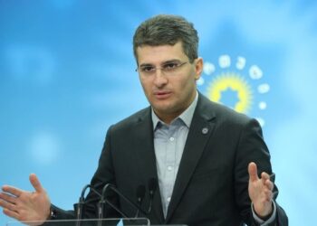 “ჩვენ იმის გამკეთებლები არა ვართ, რომ ევროკავშირის გზაზე რაიმე პრობლემა შევქმნათ” – მამუკა მდინარაძე