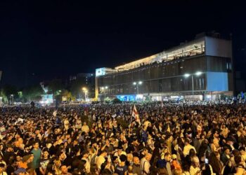 აქციის ორგანიზატორები – თუ 29 აპრილს მოულოდნელად ჩაინიშნება „რუსული კანონის“ პლენარული მოსმენა, საზოგადოებრივი ჯგუფები მოუწოდებენ მოქალაქეებს, ხელი შეუშალონ ანტიკონსტიტუციური კანონის მიღებას