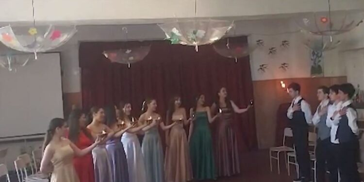 გურიანთის საჯარო სკოლაში სიყვარულს დღე აღნიშნეს