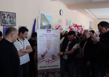 ოზურგეთის #4 საჯარო სკოლამ საქართველოს ჩემპიონს, ერეკლე თავბერიძეს საზეიმო დახვედრა მოუწყო