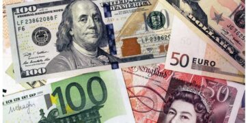 უცხოური ვალუტა, დოლარი და ევრო