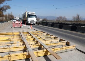 რამ გამოიწვია თბილისის შემოსასვლელის შეფერხება- გზების დეპარტამენტი განცხადებას ავრცელებს