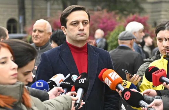 სახალხო დამცველი აქციაზე დაკავებულებს მოინახულებს