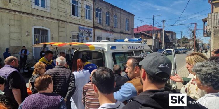 სკოლის მიმდებარედ მოსწავლეს ავტომობილი დაეჯახა – შემთხვევა ახალციხეში