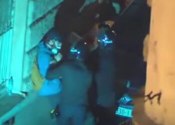 “პუბლიკას” ჟურნალისტი: სახეში დამარტყეს, მობილური წამართვეს – ვუხსნიდი, რომ ჟურნალისტი ვარ