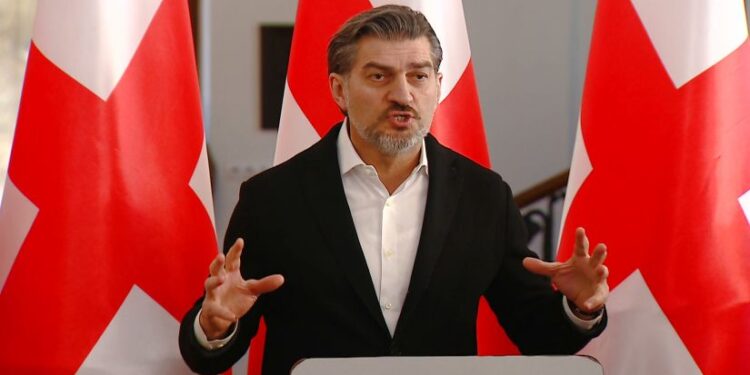 მივმართავ ხვიჩა კვარაცხელიას, უნდა გაემიჯნო ამ ნაძირლებს – ყაველაშვილი