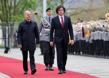 გერმანიაში ირაკლი კობახიძის დახვედრის ოფიციალური ცერემონია გაიმართა