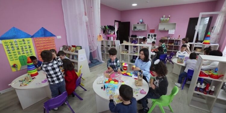 ვიდეო – სოფელ შრომაში თანამედროვე სტანდარტების საბავშვო ბაღი გაიხსნა