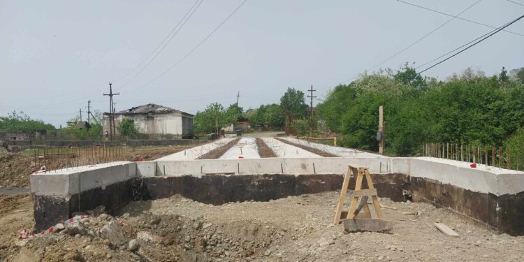როდის დასრულდება გურიანთა-ციხისფერდის დამაკავშირებელი გზის მშენებლობა