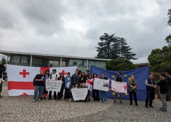 ვიდეო – ოზურგეთში “რუსული კანონის” საწინააღმდეგო აქცია გაიმართა