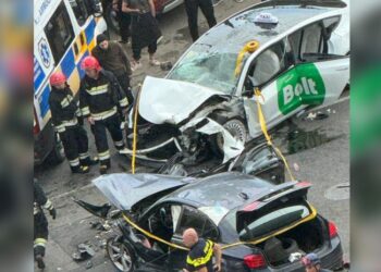 რამდენიმე ადამიანი დაშავდა ავარიის შედეგად თბილისში