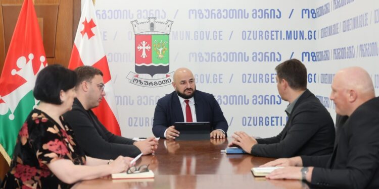 რა თანხებით წაახალისებს ოზურგეთის მერია სტუდენტებს