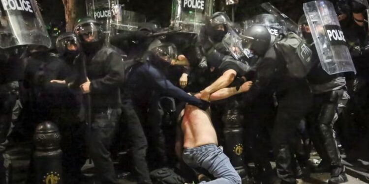 აქციის მონაწილეების მიმართ ძალის გადამეტების ფაქტებზე მიმდინარეობს გამოძიება – საგამოძიებო სამსახური