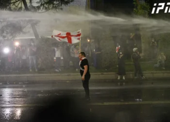 პოლიციამ აქციის მონაწილეების წინააღმდეგ წყლის ჭავლი და ცრემლსადენი გაზი კიდევ ერთხელ გამოიყენა