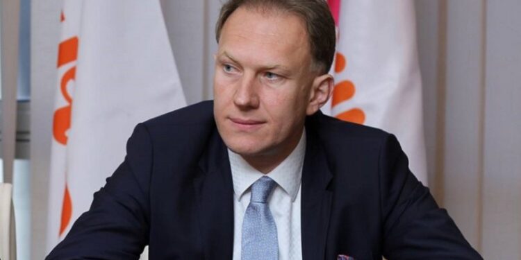 ფხაკაძე ოცნებას მოუწოდებს, ხვალ ვეტო არ დაძლიოს, ან კანონის ამოქმედება გადადოს