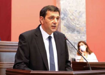 პრეზიდენტის საპარლამენტო მდივანი მთავრობას -“ხვალ თქვენს შვილებს უნდა გასცეთ პასუხი კითხვაზე, რატომ მოექეცით ქვეყანას ასე, რატომ მოექეცით მათ მომავალს ასე “