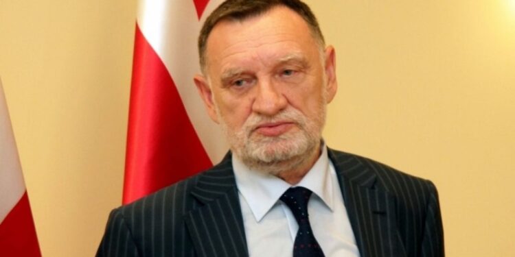 არც ერთი კანონი ასეთ დაპირისპირებად არ ღირს – ივლიანე ხაინდრავამ სახელმწიფო მინისტრის მრჩევლის პოსტი დატოვა