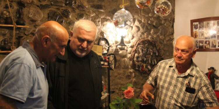 რუსუდან ბერიძის ავტოგრაფიული წიგნის პრეზენტაციას გობრონიძეების მარანმა უმასპინძლა