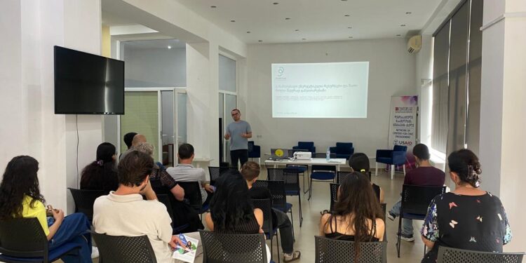 „პარვუს ჯგუფმა“ შემოქმედის თემის ახალგაზრდებთან საინფორმაციო შეხვედრა გამართა