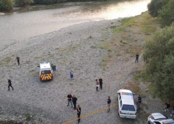 მდინარე მტკვარში მოზარდს ეძებენ