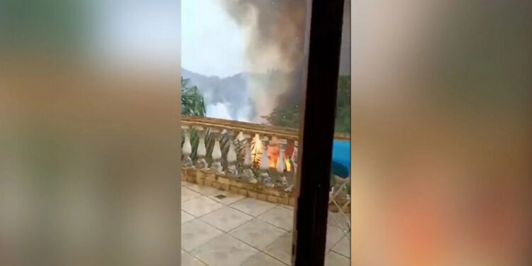 ჩამოვარდა თვითმფრინავი, რომელსაც 62 ადამიანი გადაჰყავდა – ავიაკატასტროფა ბრაზილიაში