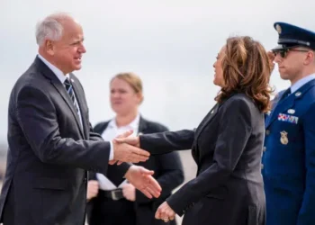 კამალა ჰარისმა ვიცე-პრეზიდენტობის კანდიდატად ტიმ უოლცი დაასახელა