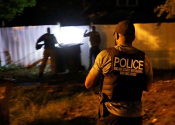 ვინ არის კაცი, რომელიც დონალდ ტრამპის მკვლელობის მცდელობისთვის დააკავეს