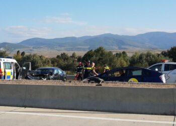 ავტოსაგზაო შემთხვევა ავტობანზე, არიან დაშავებულები