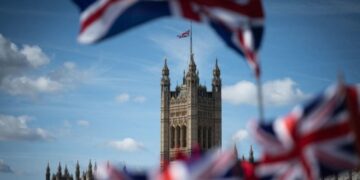 ბრიტანეთმა სანქციების სიაში კიდევ 10 რუსული გემი დაამატა