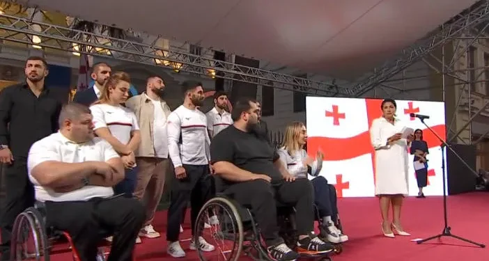 თქვენ მიიღეთ ისეთი რამ, რაც ვერაფერში ვერ უნდა იცვლებოდეს და ეს არის ხალხის სიყვარული – პრეზიდენტმა ქართველი ოლიმპიელები და პარალიმპიელები დააჯილდოვა