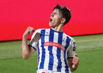 ოფიციალურად – ვახტანგ სალია „ნიუკასლის“ ფეხბურთელია