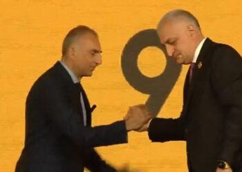 ალეკო ელისაშვილი – მამუკა ხაზარაძეს მინდა მოვუხადო ბოდიში – ბოდიში ძმაო, უშნოდ გამომივიდა