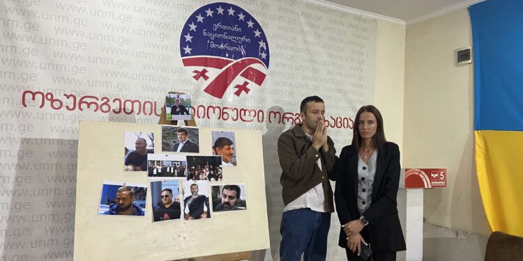 ოპოზიციის თქმით, ოზურგეთში ხალხის დასაშინებლად კრიმინალებს და მოჭიდავეებს იყენებენ