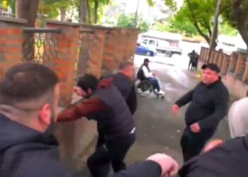 ხელჩართული ჩხუბი ისანში საარჩევნო უბანთან