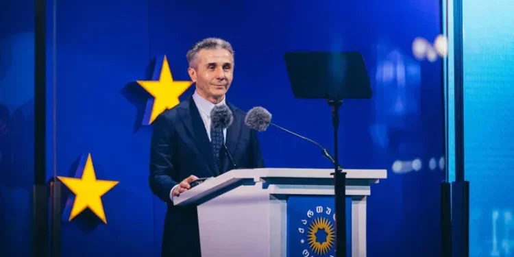 ბიძინა ივანიშვილი გიორგი გახარიაზე – ამ გარეწართან რომ დგანან, მათ გასამართლება მოუწევთ