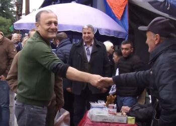 ოზურგეთში ლეიბორისტული პარტიის ლიდერი შალვა ნათელაშვილი იმყოფებოდა