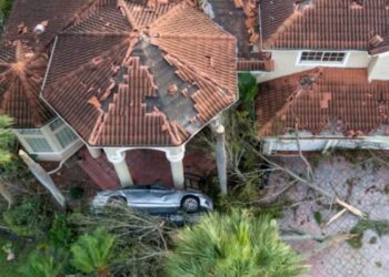 ქარიშხალმა “მილტონმა” აშშ-ში 16 ადამიანი იმსხვერპლა