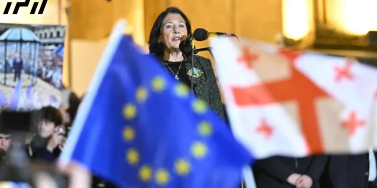 პრეზიდენტი – დრო არ არის არც პესიმიზმის, არც ხელის ჩაქნევის, არც შეგუების, ძალიან წყნარად, შემართებით, მიზანმიმართულად დავიცვათ ჩვენი ხმა