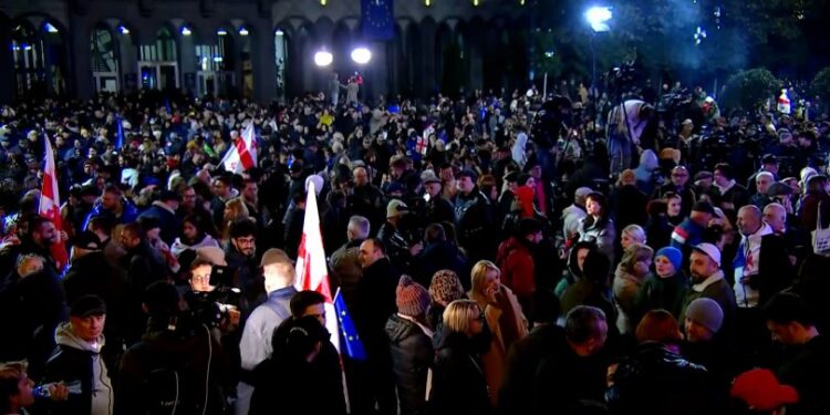 “ჩვენ ვართ ევროპა” – პარლამენტთან საპროტესტო აქცია მიმდინარეობს