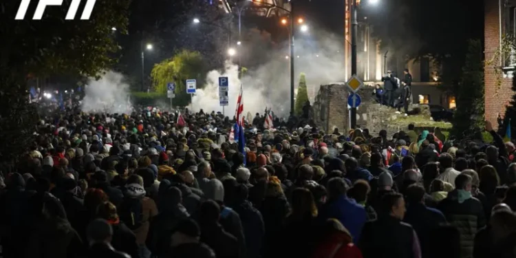 საპროტესტო მსვლელობა ევროპის მოედნის მიმართულებით გრძელდება