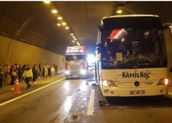 თურქეთში, ერთ-ერთ გვირაბში მომხდარი ავარიის შედეგად 14 ადამიანი დაშავდა
