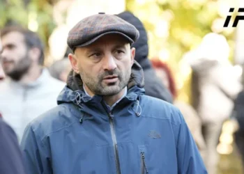 ”დღეს არაფერი მთავრდება, დღეს იწყება ახალი ეტაპი – დღეიდან ეს იქნება თვითმარქვია, თვითგამოცხადებული პარლამენტი, რომელიც არ ასახავს ქართველი ხალხის დემოკრატიულ ნებას” – ლევან ცუცქირიძე