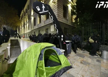 სპეცრაზმმა აქციის ტერიტორიის მომიტინგეებისგან გაწმენდა დაიწყო – სამართალდამცავებმა დაშალეს კარვებიც