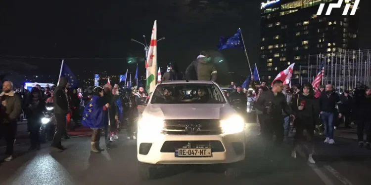 თბილისში „დაიტოვეს” მიერ ორგანიზებული მსვლელობა დაიწყო