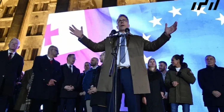 ჟიგიმანტას პავილიონისი – ვიღაც ცდილობს, რომ თქვენი თავისუფლება, თქვენი დემოკრატია წაიღოს – იბრძოლეთ თქვენი წევრობისთვის ევროკავშირსა და ნატოში